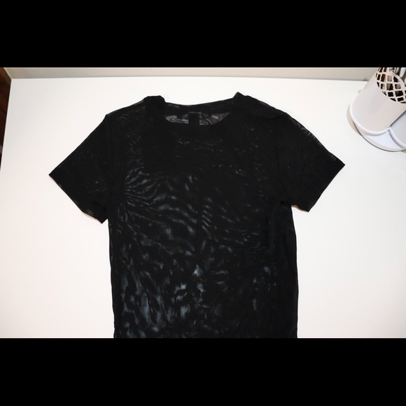 BLACK MESH TOP - Picture 3 of 3